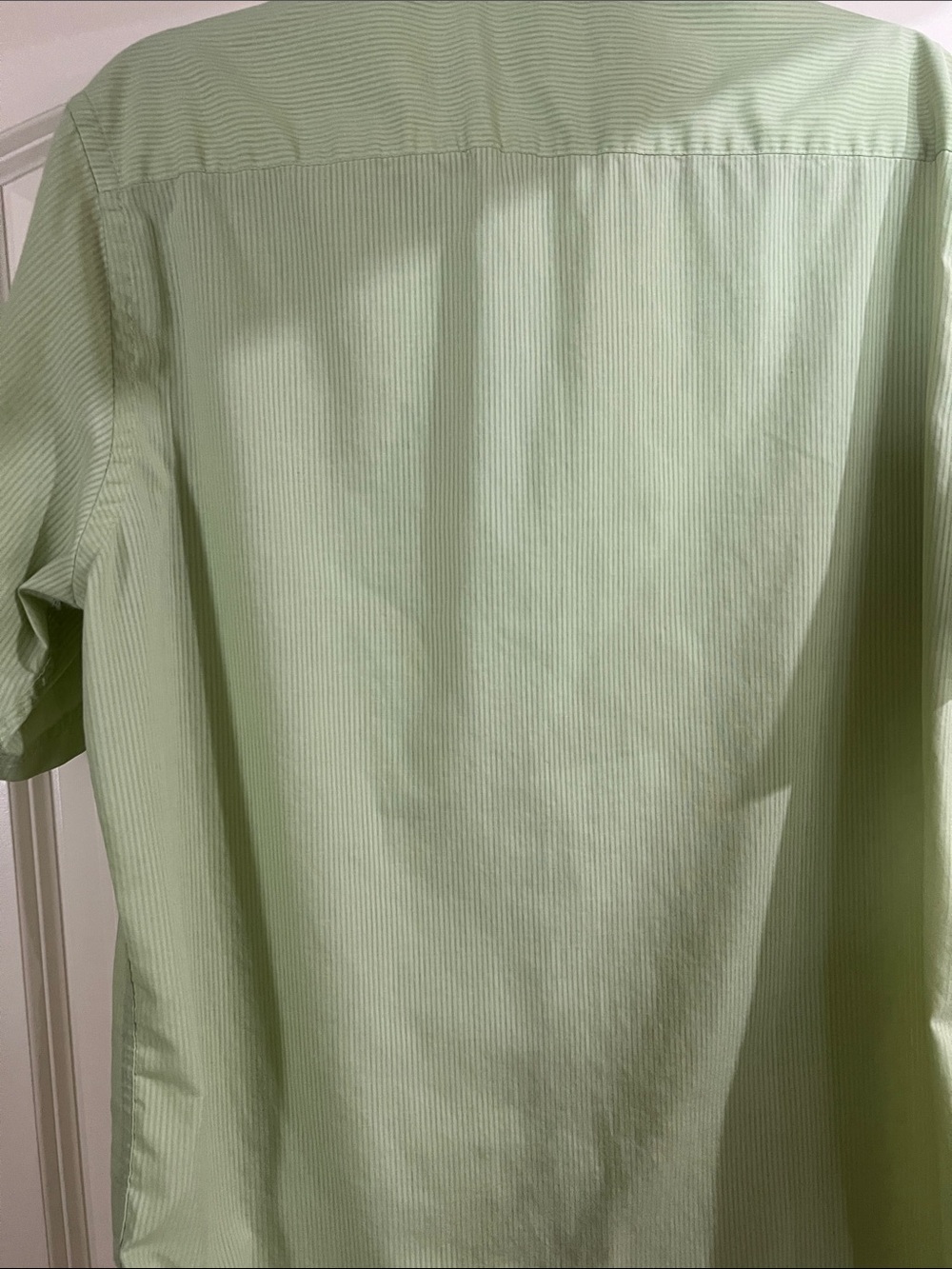 croft & barrow Light Green Short-Sleeve Button-Down Shirt H174. - Picture 7 of 10